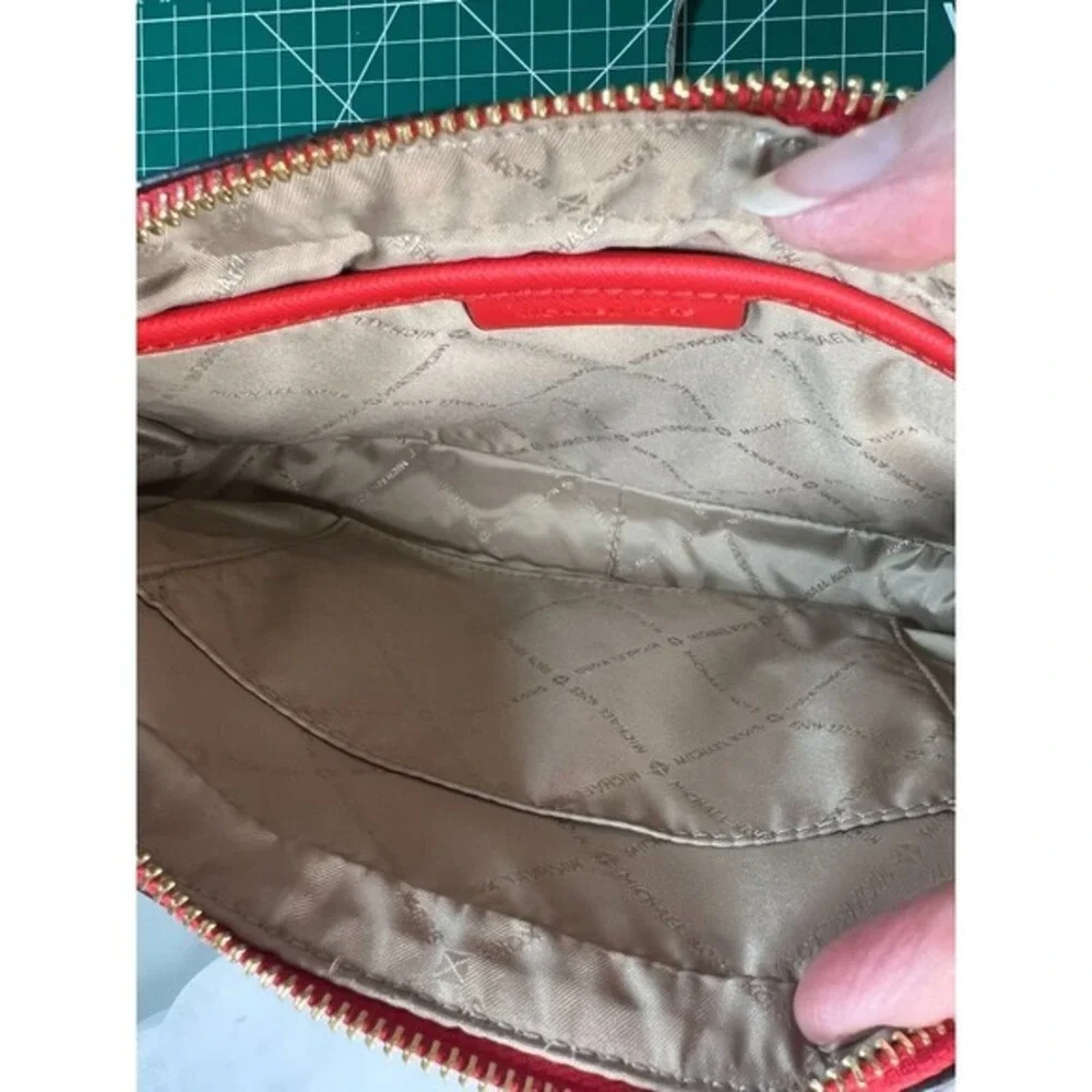 Michael Kors Med Red Leather Jet Set Crossbody Bag Butterfly Embellished Purse - Picture 4 of 11